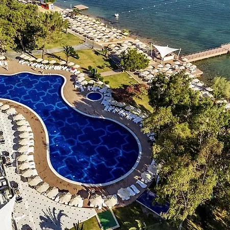 Aurum Exclusive Club Szálloda