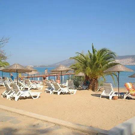 فندق Aurum Exclusive Club