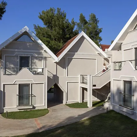 فندق Aurum Exclusive Club