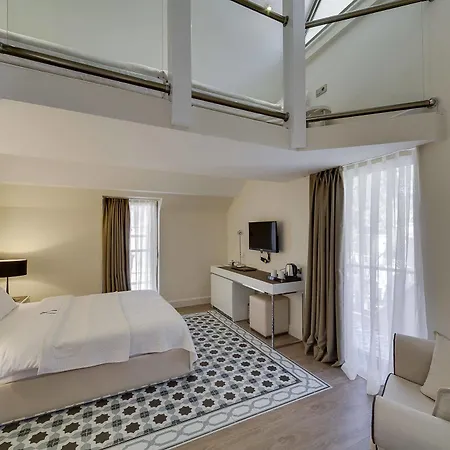 Aurum Exclusive Club Otel