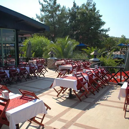 Aurum Exclusive Club Otel 5*